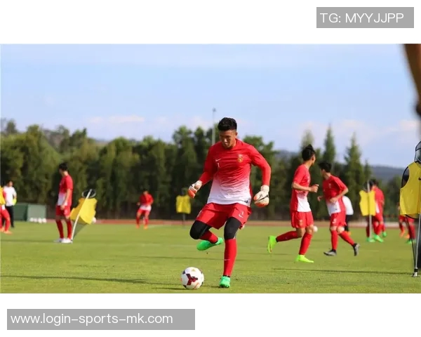 足球比分90vs纯的精彩对决分析与赛后点评，揭示比赛背后的战术与球员表现